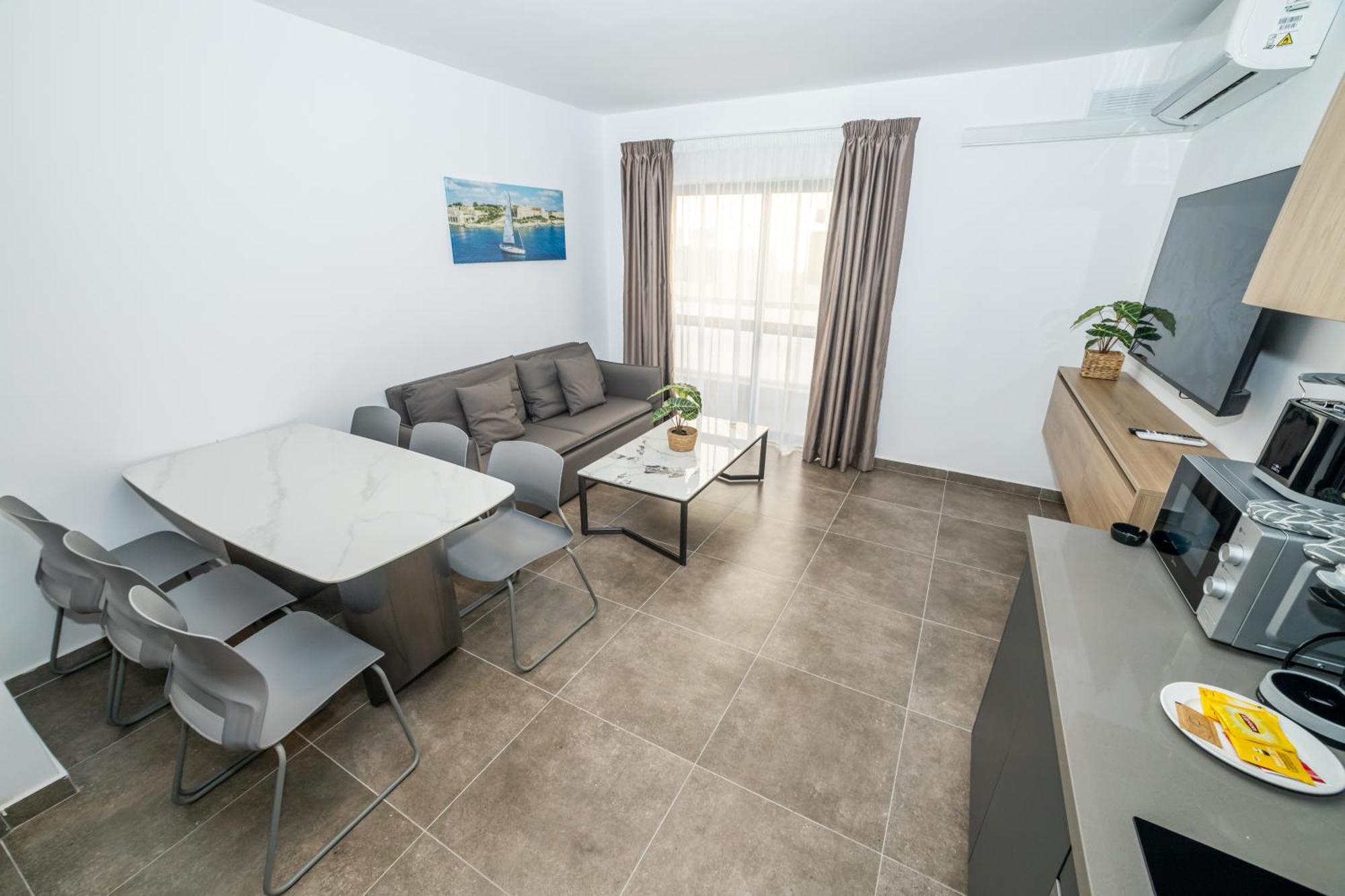 Charming Corner Apartment With Country View 2Br St. Paul's Bay Exterior photo